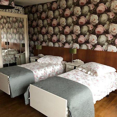 Bed and Breakfast Le Voyageur à Saint-Bonnet-Tronçais Extérieur photo