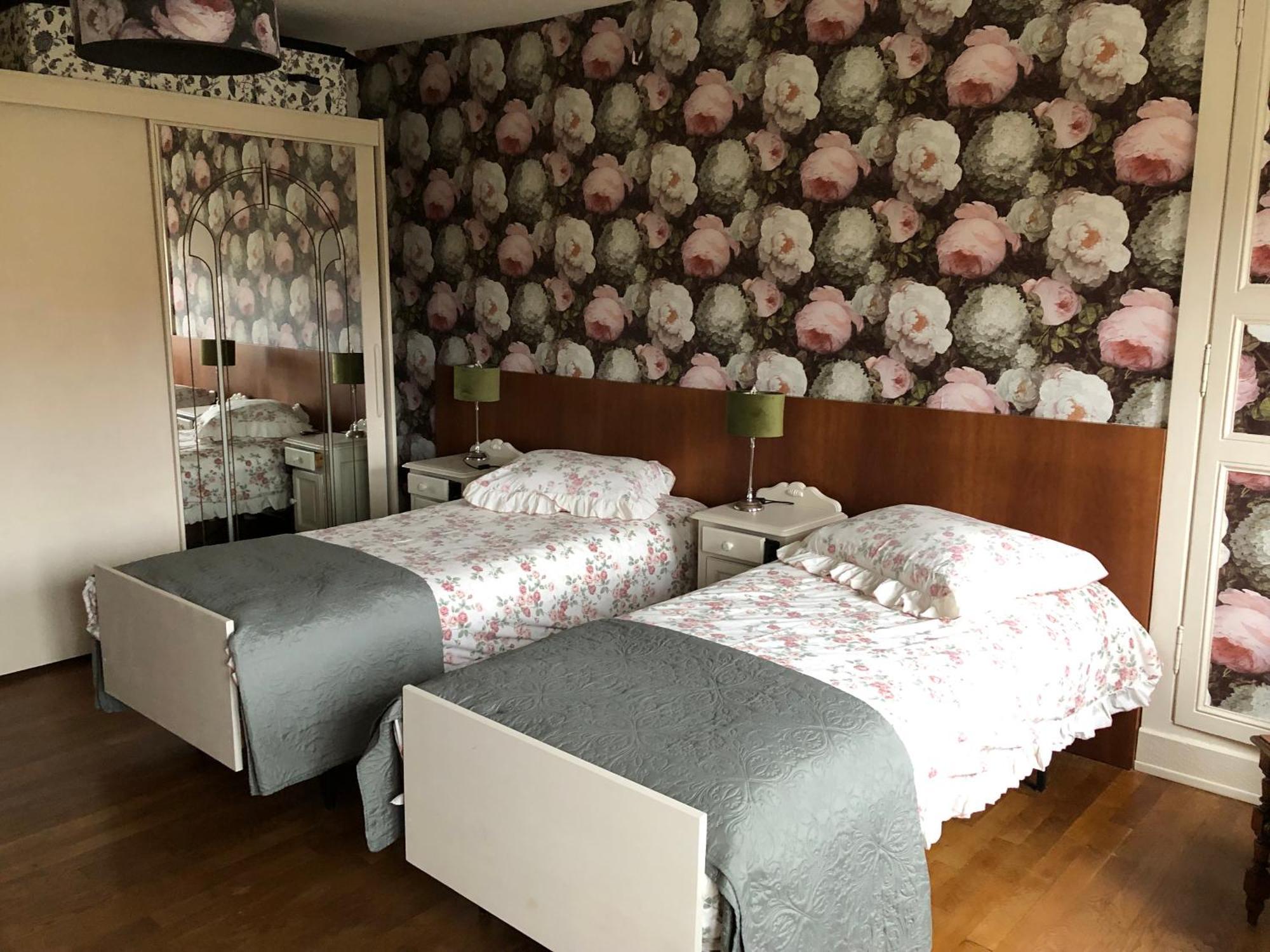 Bed and Breakfast Le Voyageur à Saint-Bonnet-Tronçais Extérieur photo