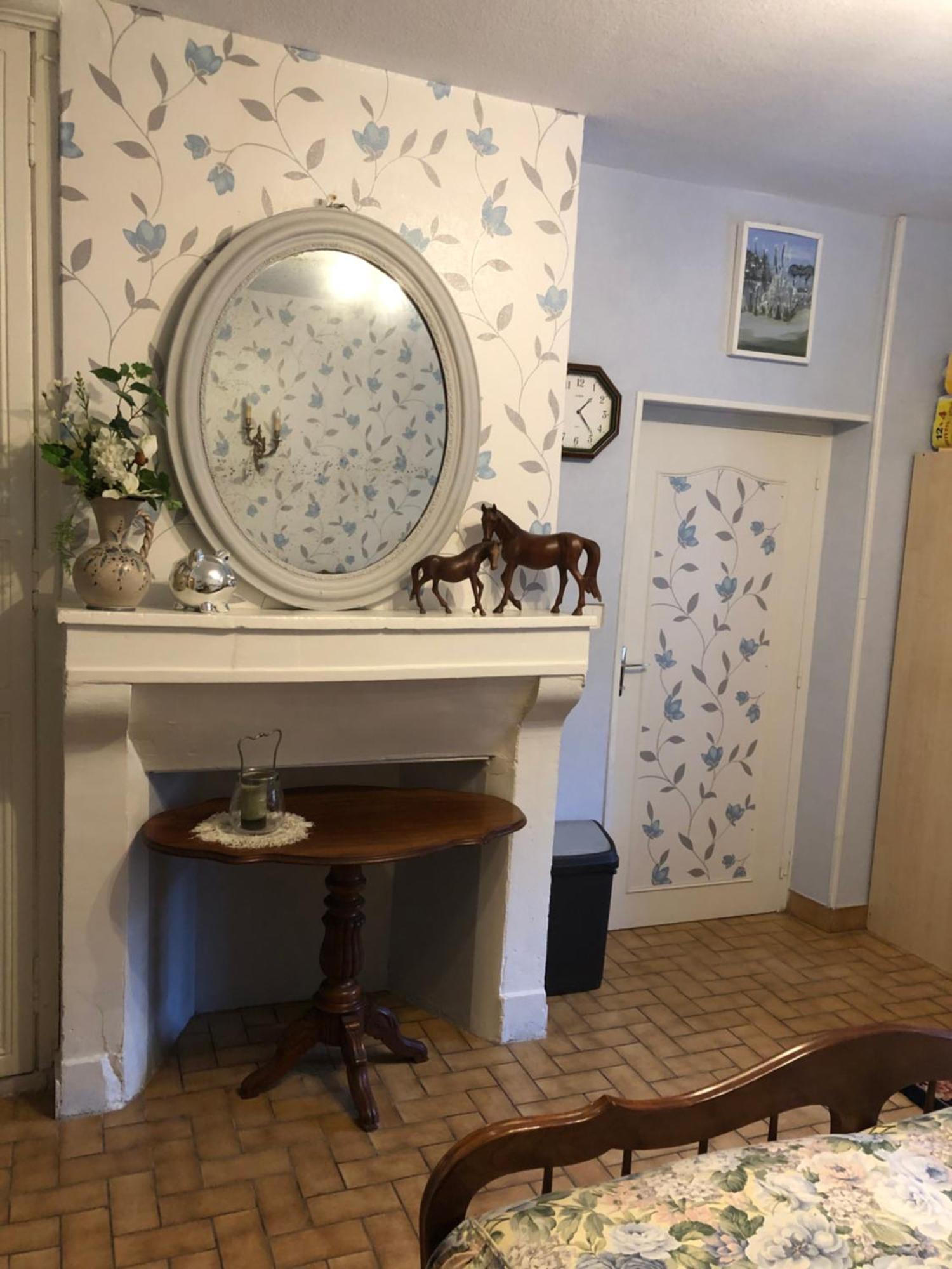 Bed and Breakfast Le Voyageur à Saint-Bonnet-Tronçais Extérieur photo